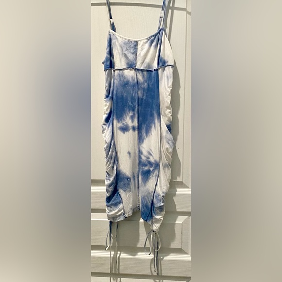 NWT Princess Polly Milan Ruched Bodycon Mini Dress in Blue Tie Dye. - Picture 3 of 11